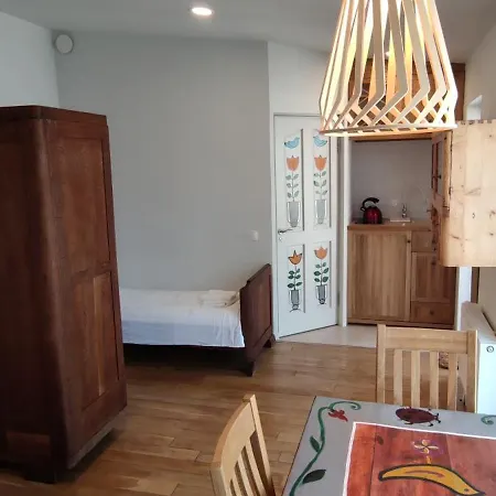 Apartment 16