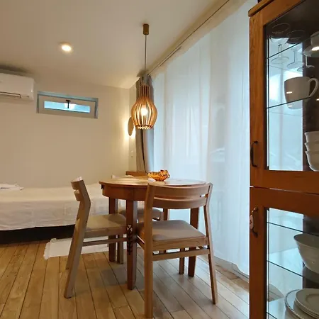 16 Apartament *